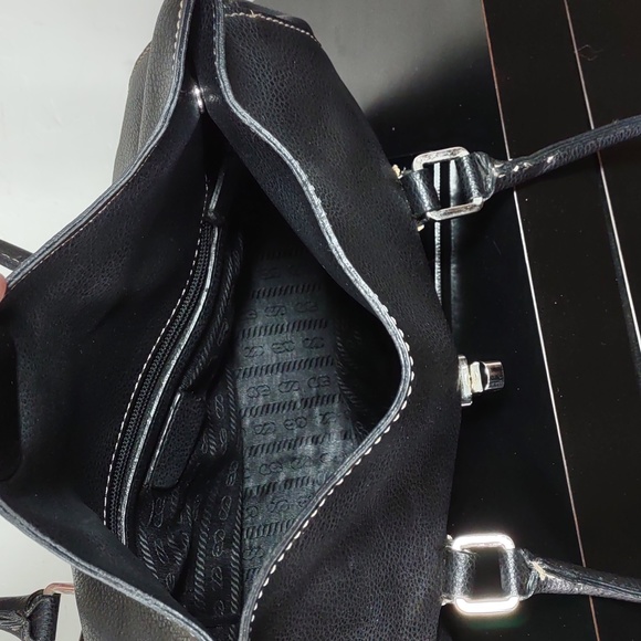 Pebbled Faux Leather Bag - Picture 9 of 10